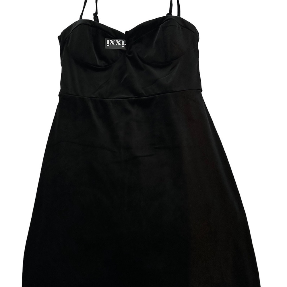 Black short cocktail dress
